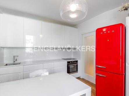 Pronájem bytu, 3+kk, 83 m²
