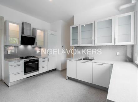 Pronájem bytu, 3+1, 102 m²