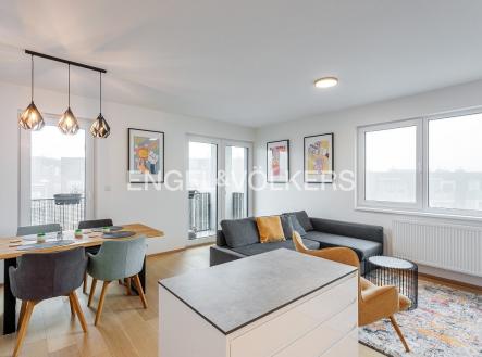 Pronájem bytu, 3+kk, 79 m²