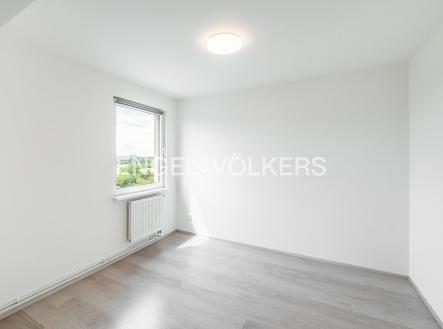 Pronájem bytu, 1+kk, 31 m²