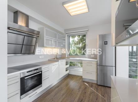 Pronájem bytu, 5+kk, 190 m²