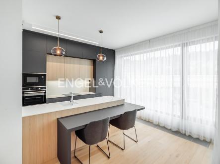 Pronájem bytu, 2+kk, 65 m²