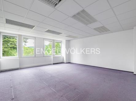 Pronájem kanceláře, 110 m²