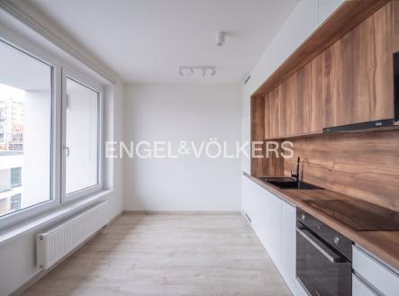Pronájem bytu, 1+kk, 33 m²