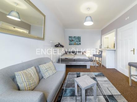 Pronájem bytu, 2+kk, 50 m²