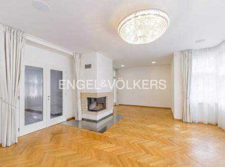 Prodej domu/vily, 434 m²