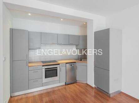 Pronájem bytu, 2+kk, 65 m²