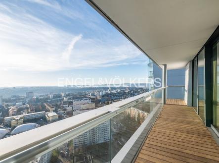 Pronájem bytu, 3+kk, 132 m²