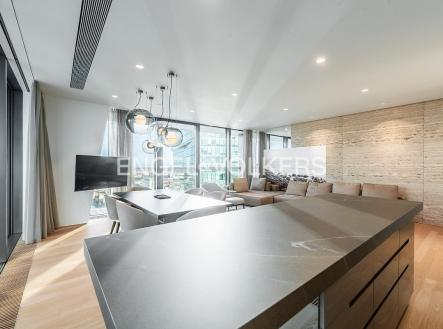 Pronájem bytu, 3+kk, 132 m²