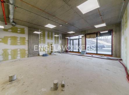 Pronájem obchodní prostory, 84 m²