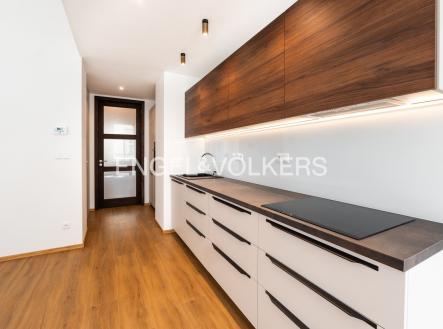 Pronájem bytu, 2+kk, 65 m²