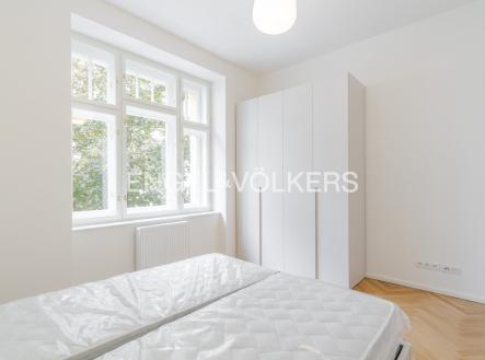 Pronájem bytu, 4+kk, 99 m²