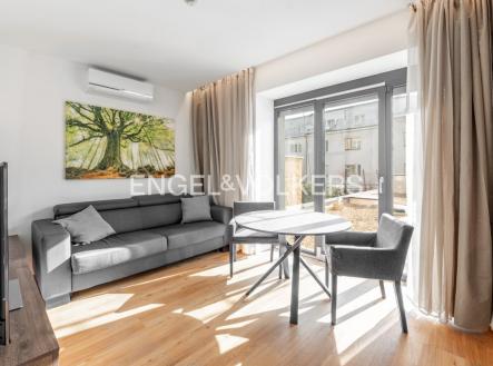 Pronájem bytu, 1+kk, 30 m²