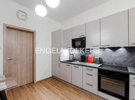 Pronájem bytu, 3+kk, 80 m²