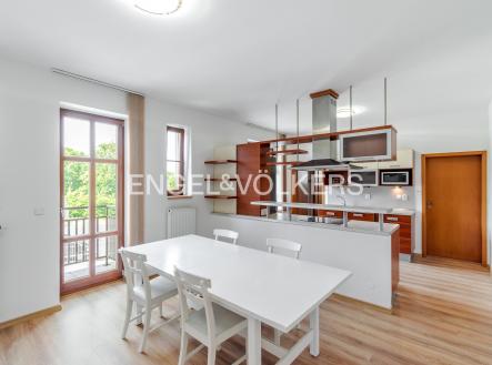 Pronájem bytu, 3+1, 123 m²