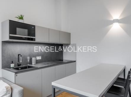 Pronájem bytu, 1+kk, 29 m²