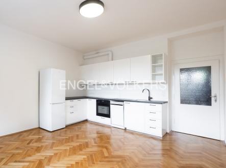 Pronájem bytu, 3+kk, 82 m²
