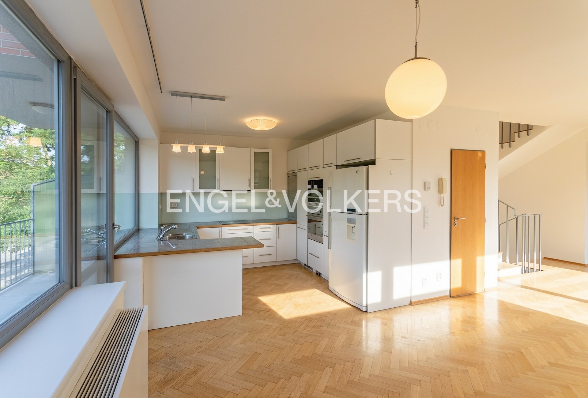 2 Kitchen 1_web