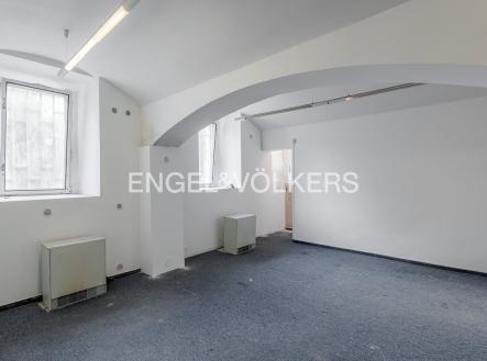 Pronájem kanceláře, 42 m²