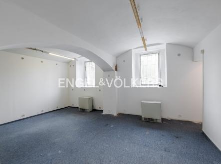 Pronájem kanceláře, 42 m²