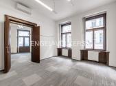 Pronájem kanceláře, 206 m²