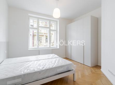 Pronájem bytu, 3+kk, 90 m²