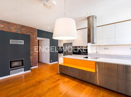 Pronájem bytu, 3+kk, 86 m²
