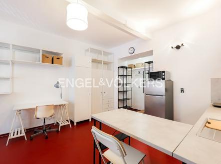 Pronájem bytu, 1+kk, 30 m²