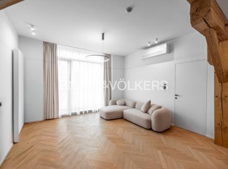 Pronájem bytu, 3+kk, 95 m²