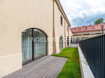 Pronájem bytu, 3+kk, 113 m²