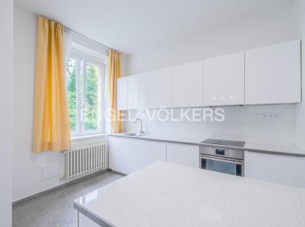 Pronájem bytu, 4+1, 149 m²