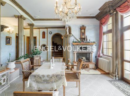 Prodej domu/vily, 324 m²
