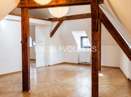 Pronájem bytu, 2+kk, 89 m²