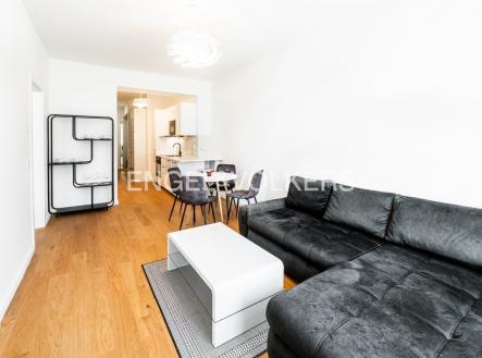 Pronájem bytu, 2+kk, 56 m²