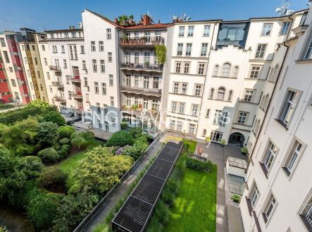 Pronájem bytu, 5+kk, 202 m²