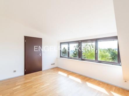 Pronájem bytu, 3+kk, 105 m²
