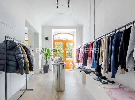 Pronájem obchodní prostory, 176 m²