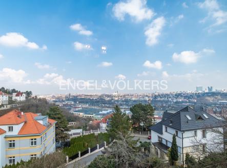 Pronájem bytu, 3+kk, 81 m²