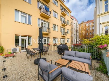 Pronájem bytu, 2+kk, 57 m²