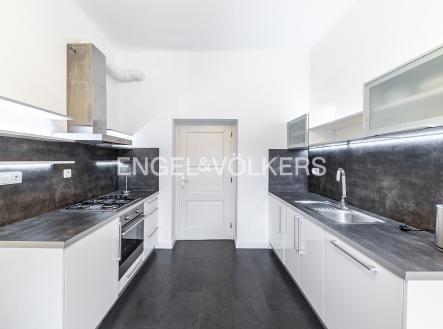 Pronájem bytu, 2+1, 65 m²
