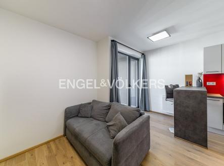 Pronájem bytu, 2+kk, 45 m²