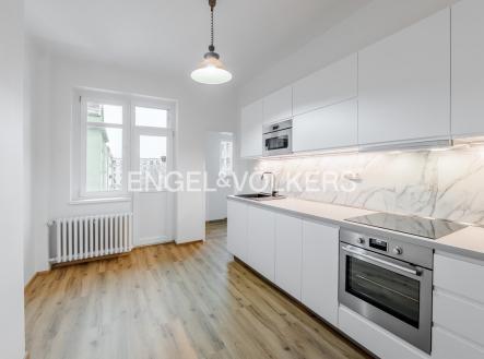 Pronájem bytu, 2+1, 87 m²