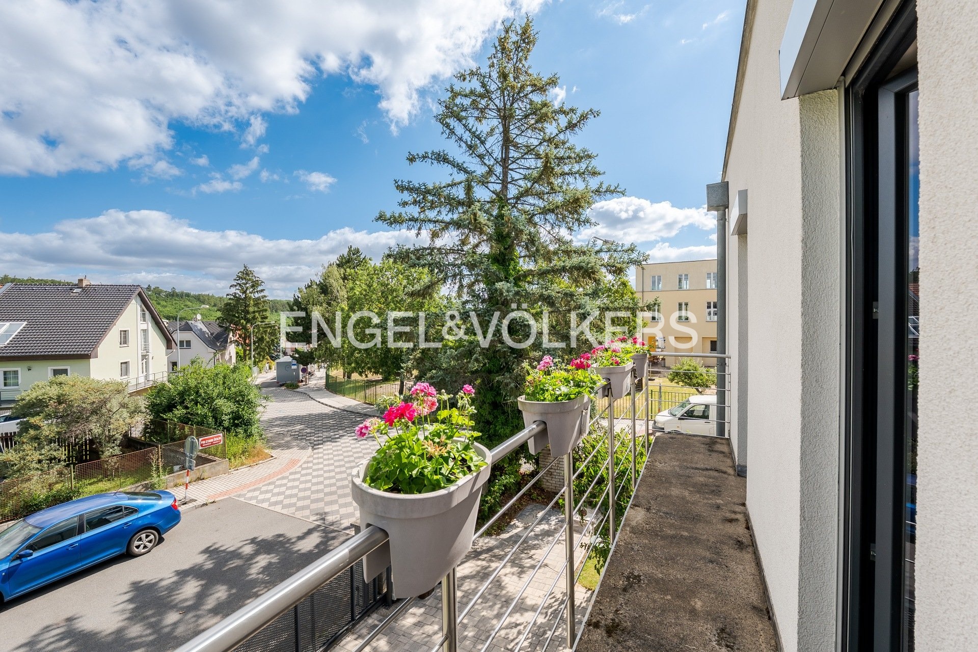 3 P1601804-HDR_web