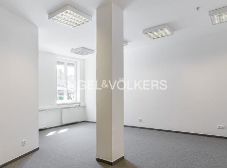 Pronájem kanceláře, 34 m²