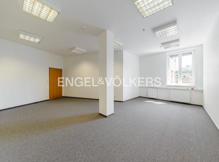 Pronájem kanceláře, 34 m²