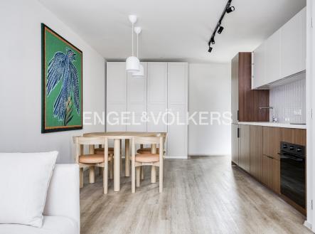 Pronájem bytu, 2+kk, 47 m²
