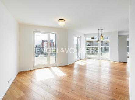 Pronájem bytu, 3+kk, 93 m²