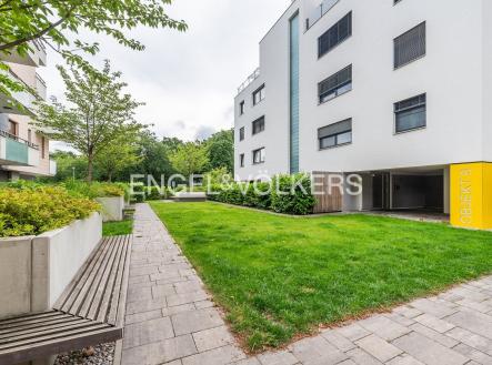 Pronájem bytu, 3+kk, 97 m²