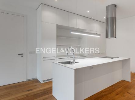 Pronájem bytu, 2+kk, 91 m²