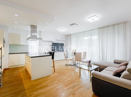 Moderní byt 3+kk v rezidenci Riegrovy sady